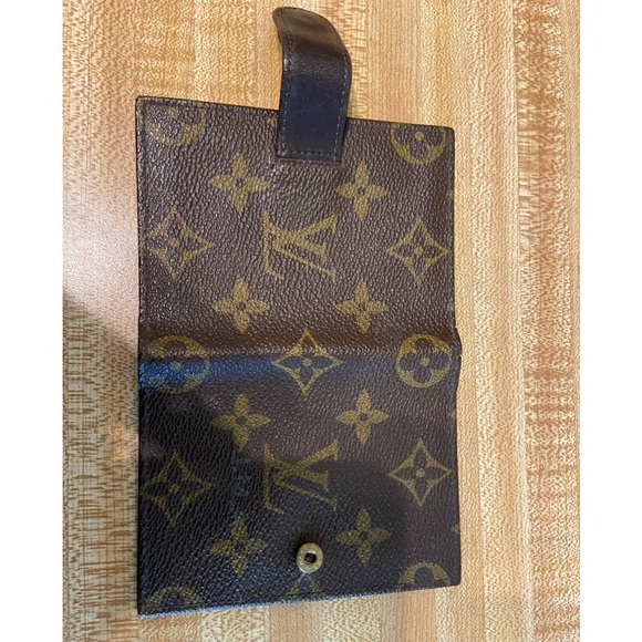 Louis Vuitton Vintage Monogram Credit Card Case - Picture 9 of 14